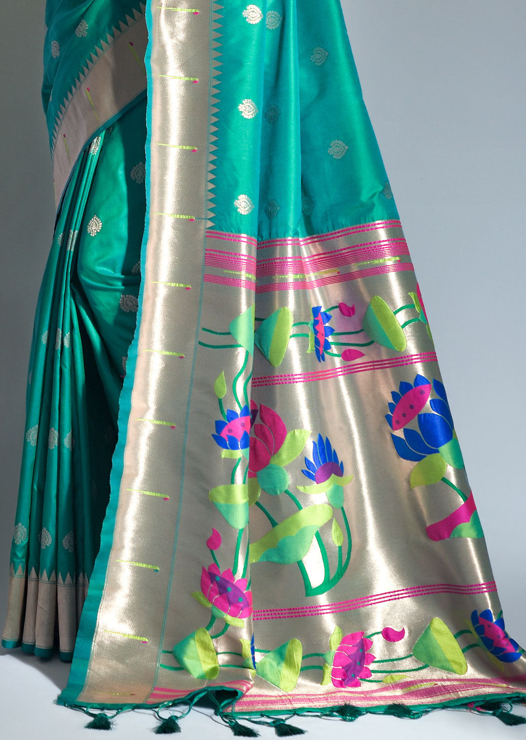 TURQUOISE GREEN ZARI WOVEN TRADITIONAL PAITHANI SILK SAREE