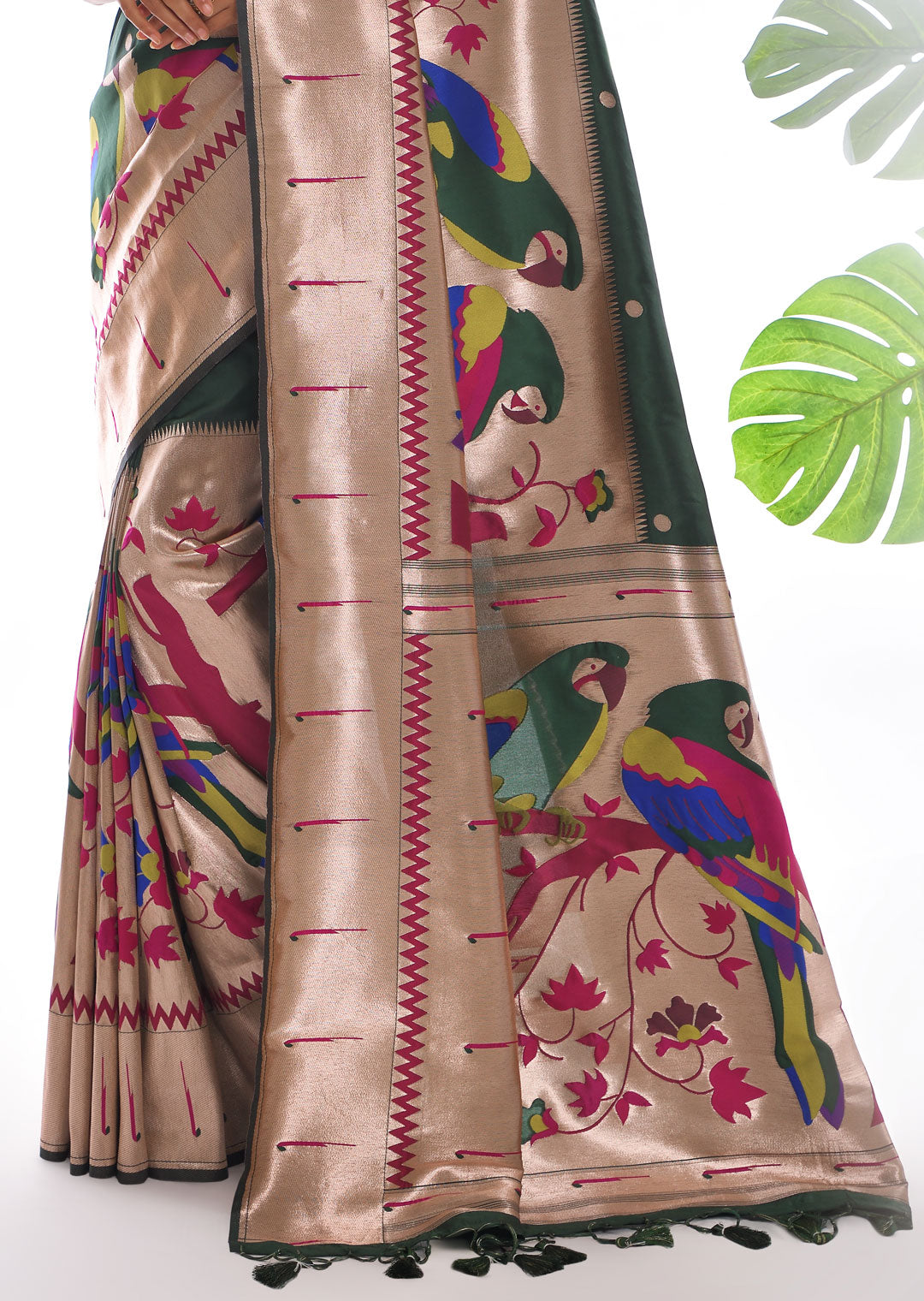 BOTTLE GREEN ZARI WOVEN TRADITIONAL PAITHANI SILK SAREE