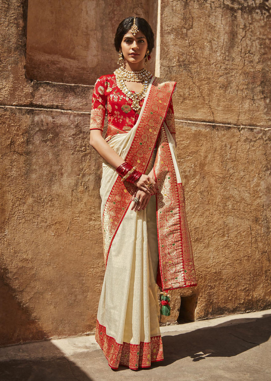 Pearl White Woven Traditional Silk Saree With Heavy Embroidered Blouse